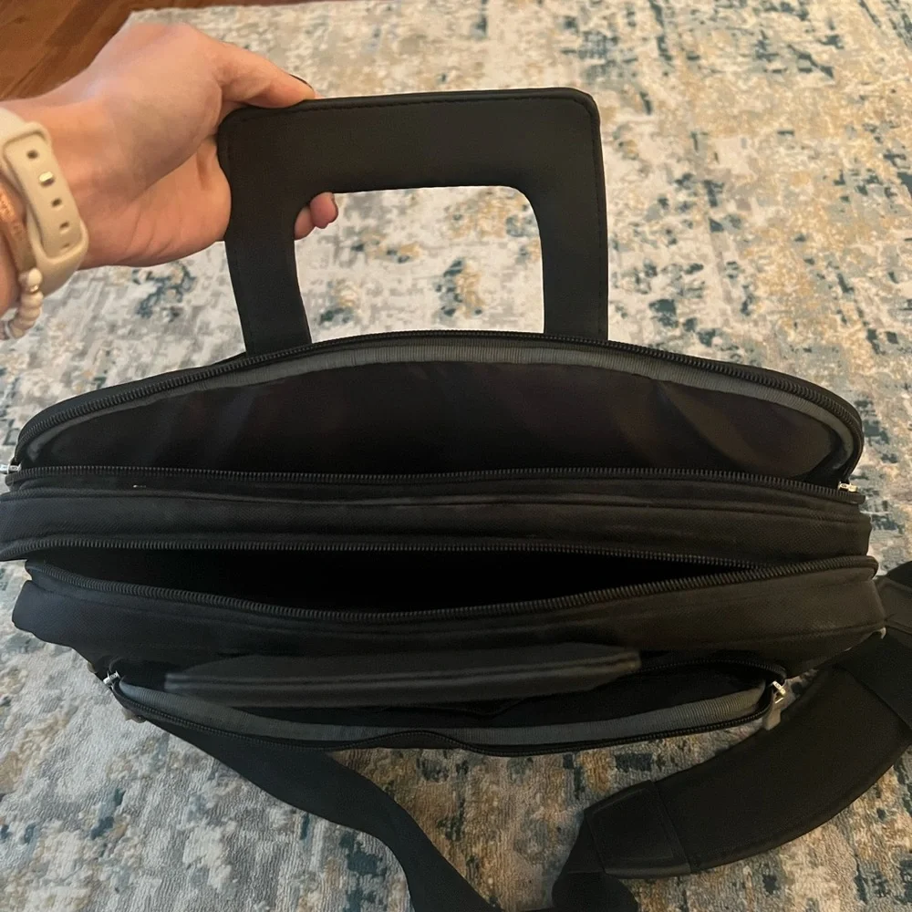 Dell Black Messenger Laptop Bag